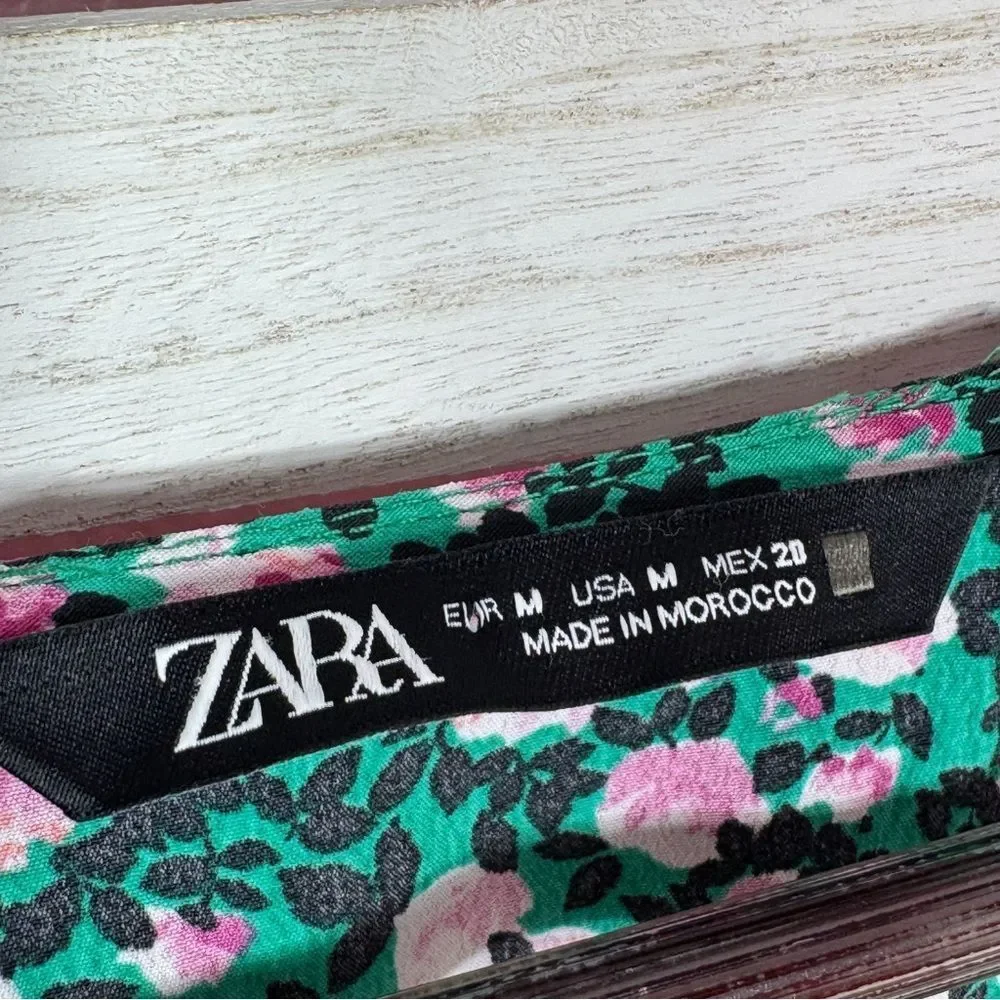 Zara Floral V-Neck Smocked Waist Crop Top Blouse Pink Green Medium‎